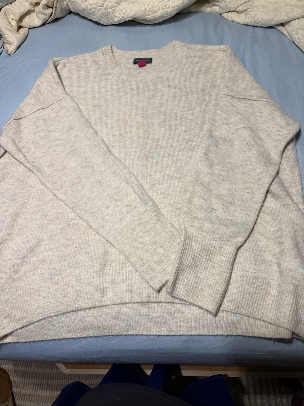 Vince Camuto women’s Crewneck Sweater in Light Beige